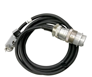 Batteriekabel mit ISOBUS-Stecker